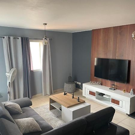 Appartement T3 Rdc Сен Дьони Екстериор снимка